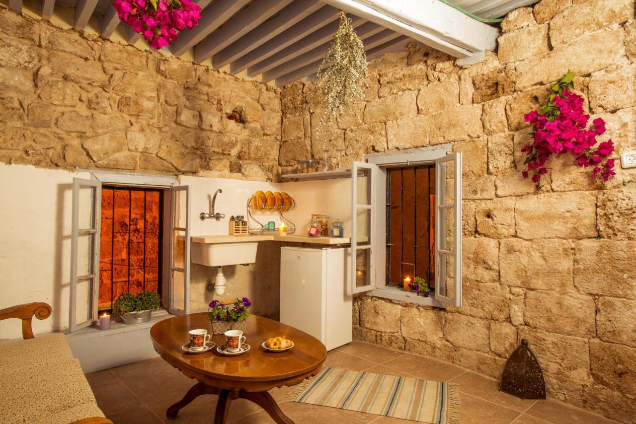 Nzar Khoury For Hosting Hotel Acre Room photo